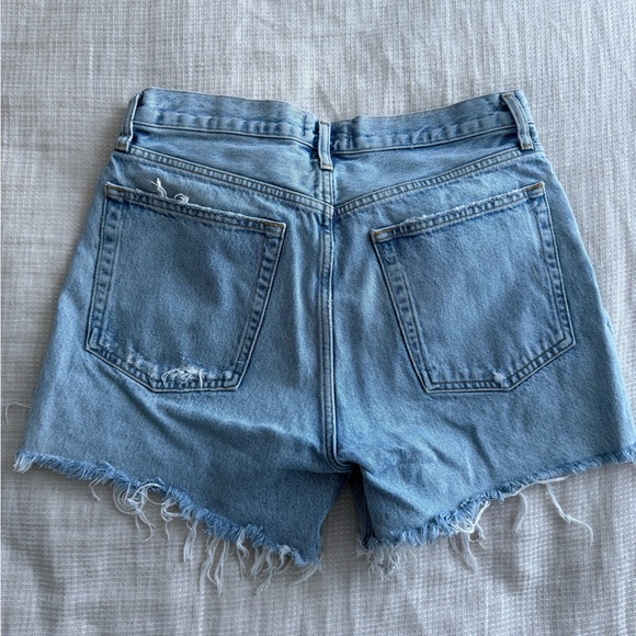 Agolde Riley Short in Groove - Picture 4 of 6